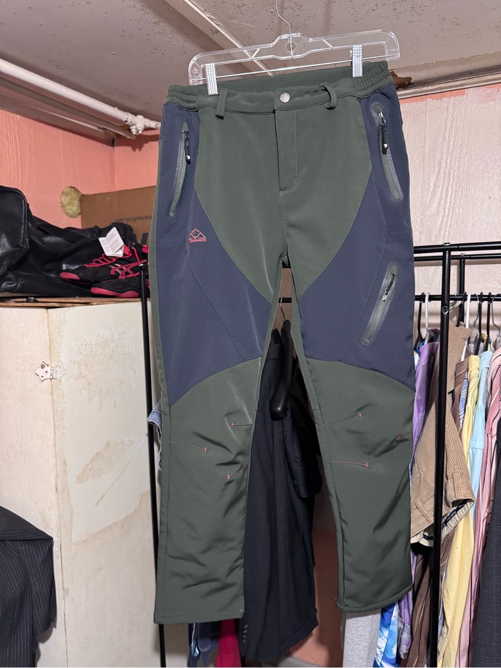 OUTDOORSPORTS Pants Woman’s M Green Softshell Snow Pants Hiking Ski